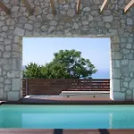 Accessible Katoi Villa *