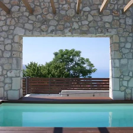 Accessible Katoi Villa *